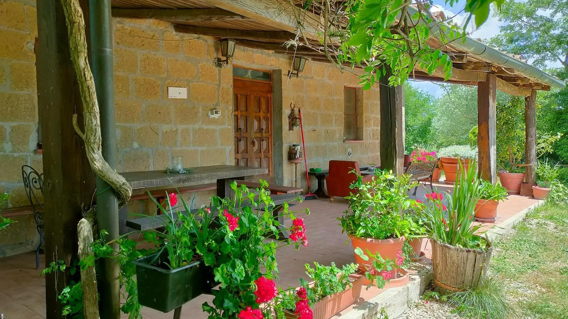 Bio Agriturismo Il Cavone Villa Sovana Italy