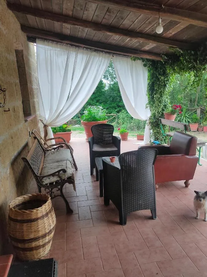 Bio Agriturismo Il Cavone Sovana 0*,