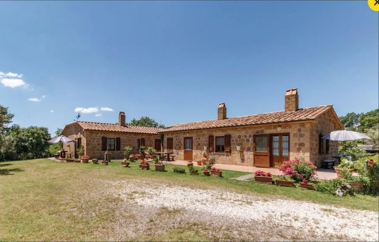 Farm stay Bio Agriturismo Il Cavone Sovana