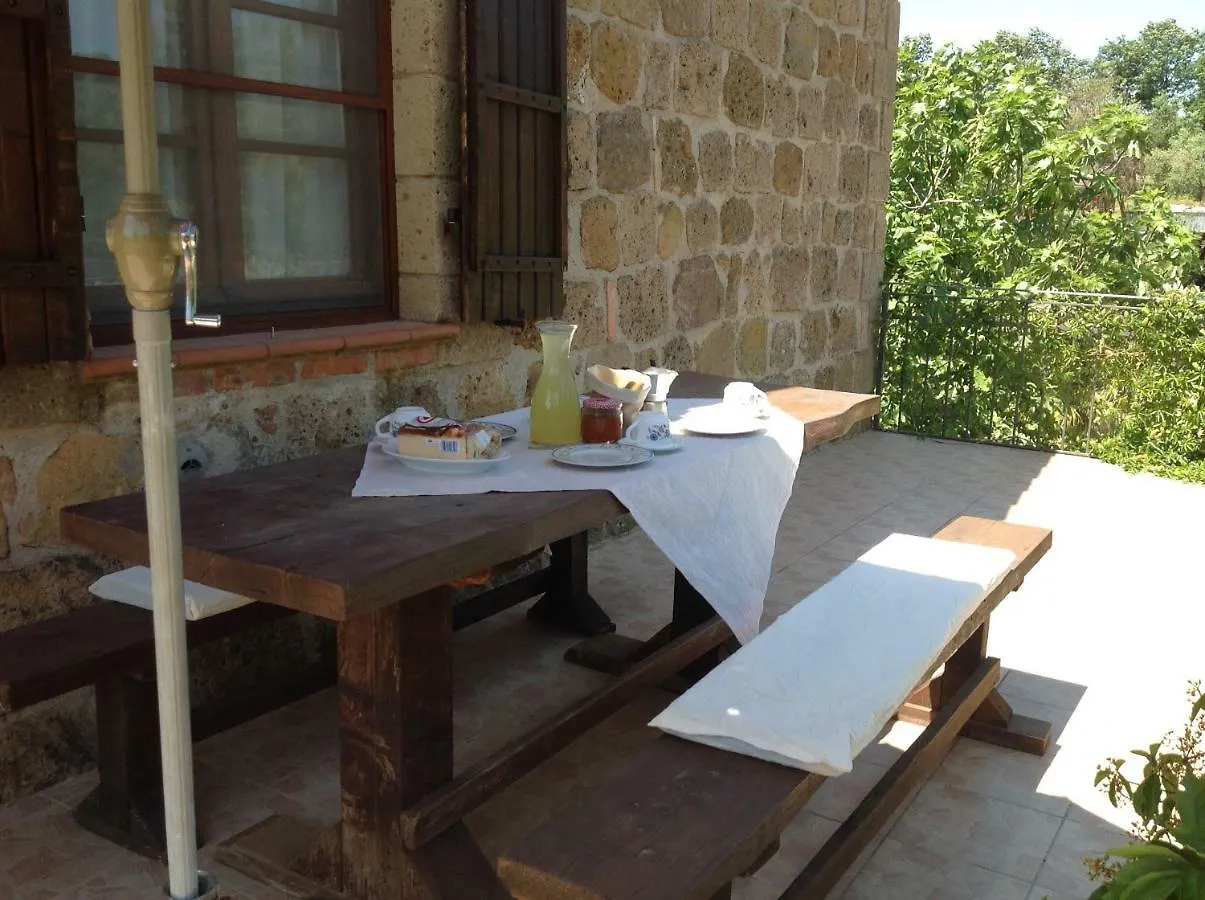 Bio Agriturismo Il Cavone Sovana Farm stay