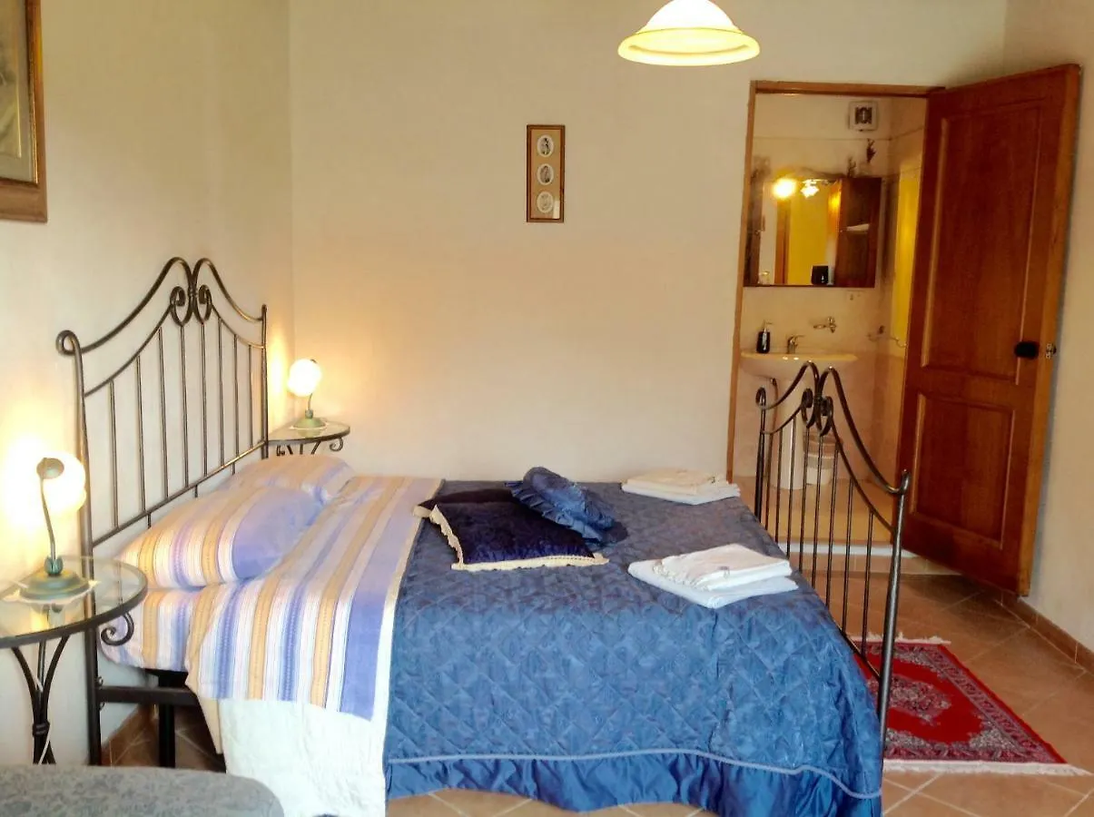 Farm stay Bio Agriturismo Il Cavone Sovana Italy