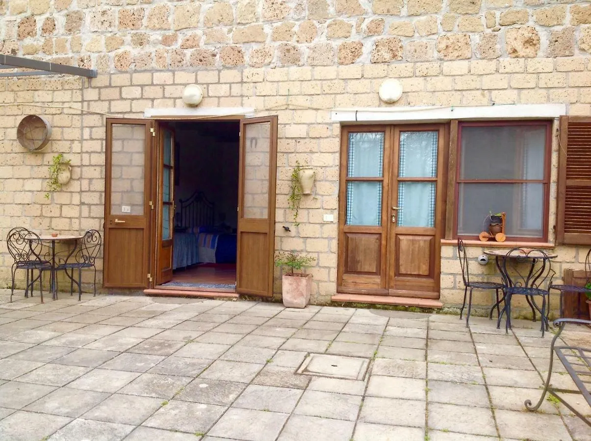Farm stay Bio Agriturismo Il Cavone Sovana
