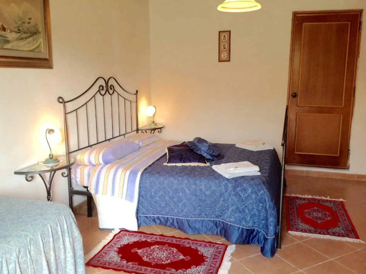 Bio Agriturismo Il Cavone Sovana 0*,